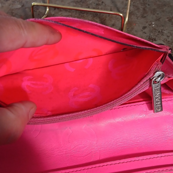 ***READ DESCRIPTION *** PROJECT PIECE!! CHANEL BIFOLD LONG WALLET - Picture 10 of 13